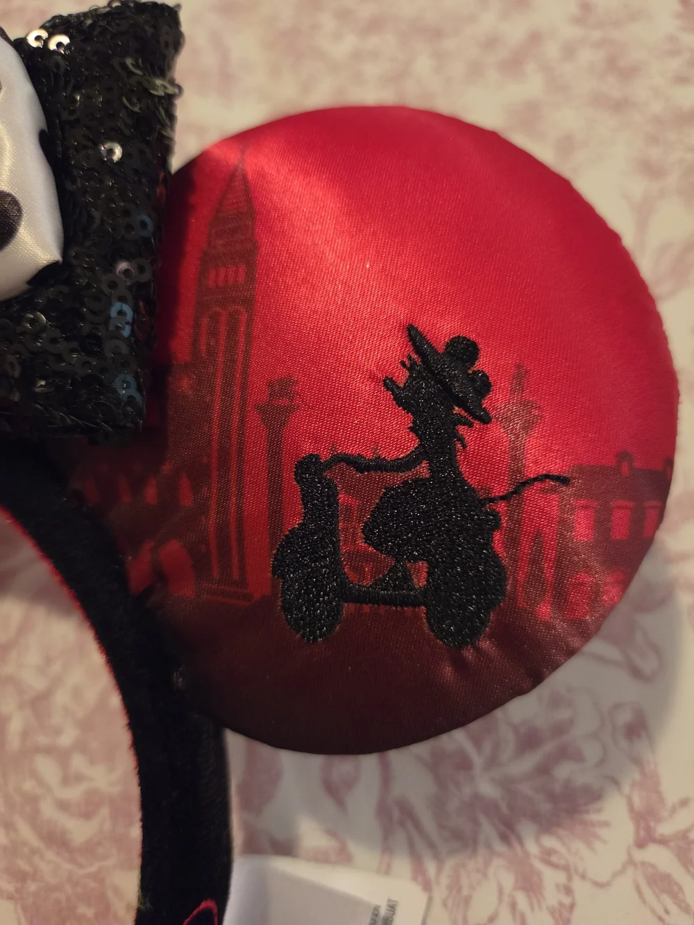 Disney Parks Minnie Mouse Ears From Epcot (Italy)
